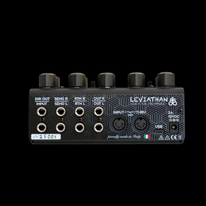 Red Seven Amplification  Leviathan Preamp Pedal Red Seven Amplification Amplificador de guitarra